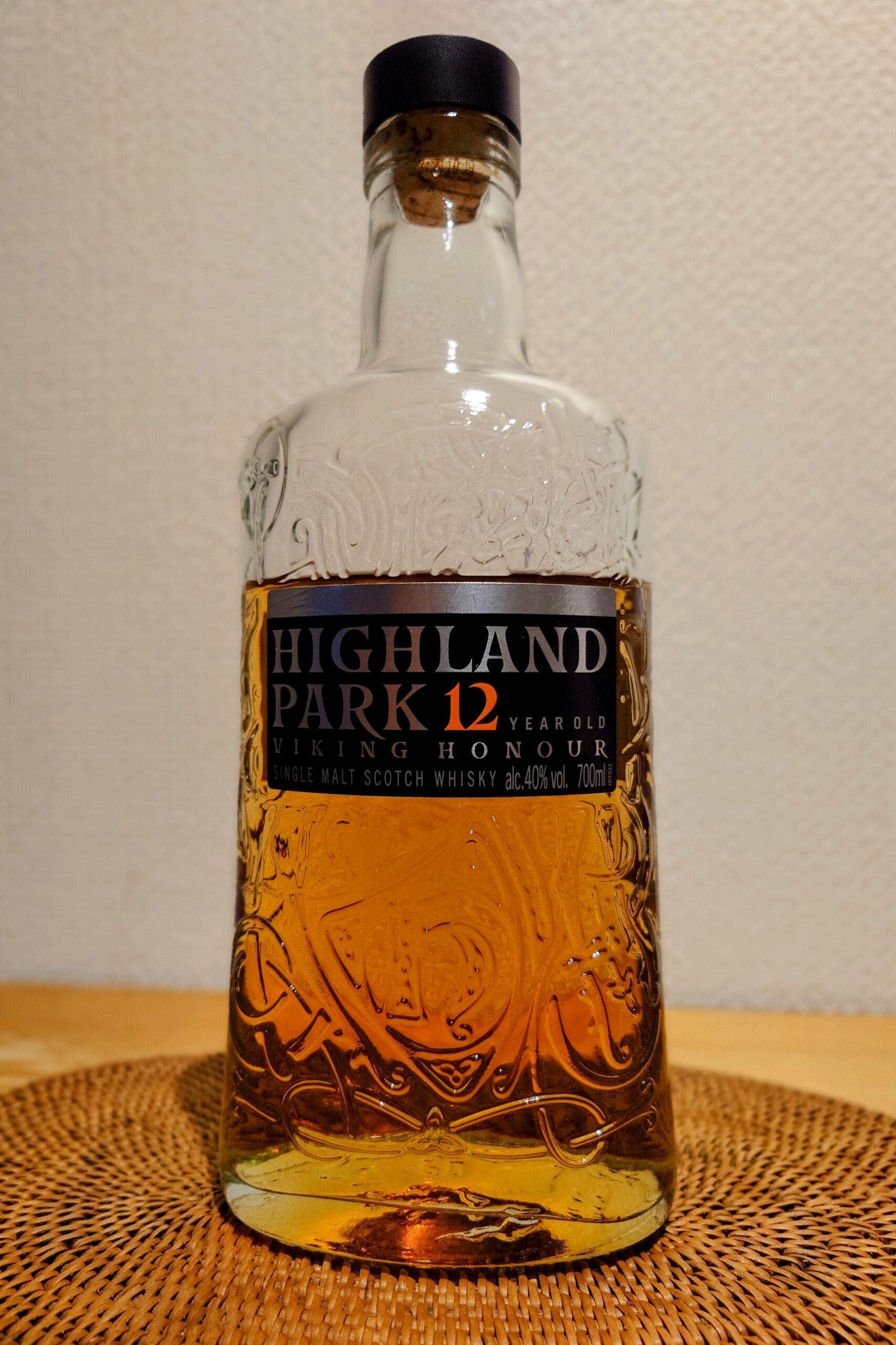 ハイランドパーク 12年 ヴァイキングオナー（旧） – ひろりん